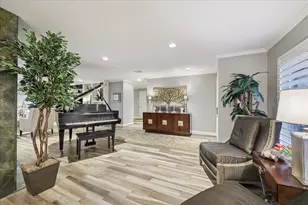 3615 Ascot Ln, Houston, TX 77092 - Photo 5