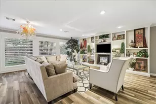 3615 Ascot Ln, Houston, TX 77092 - Photo 9