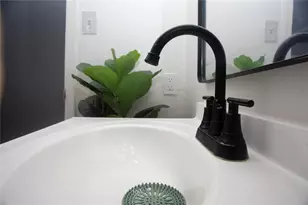 4930 Ridgestone St, Houston, TX 77053 - Photo 15