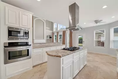 3022 Hidden Mist Court, Pearland, TX 77584 - Photo 7