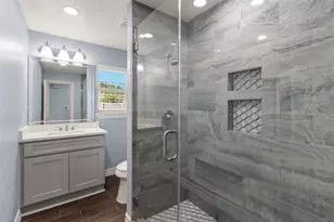 2106 22nd Ave N, Texas City, TX 77590 - Photo 3