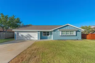 2106 22nd Ave N, Texas City, TX 77590 - Photo 1