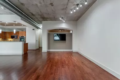 1901 Post Oak Boulevard #104, Houston, TX 77056 - Photo 9