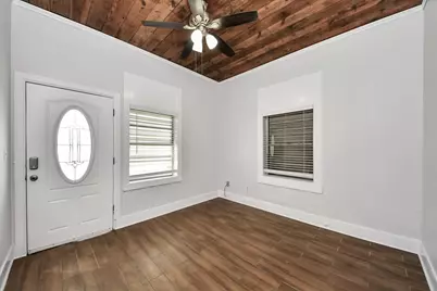 1213 28th Street, Galveston, TX 77550 - Photo 9