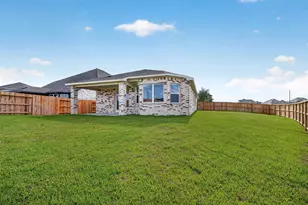 5105 Redbud Vly Dr, Pearland, TX 77584 - Photo 33