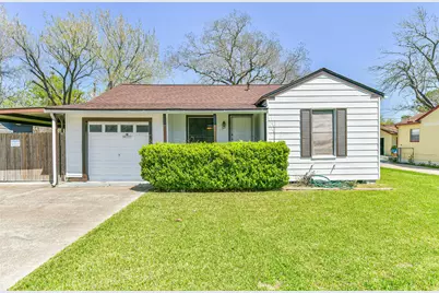 311 S Kansas Street, La Porte, TX 77571 - Photo 1