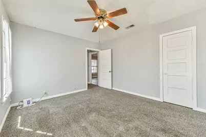 311 S Kansas Street, La Porte, TX 77571 - Photo 15