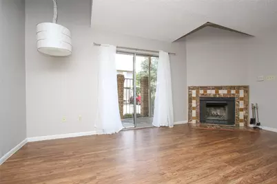 10615 Briar Forest Drive #402, Houston, TX 77042 - Photo 7