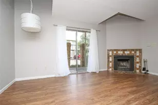 10615 Briar Forest Dr, Houston, TX 77042 - Photo 7