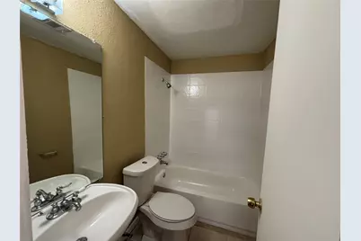 3902 Heatherbloom Drive, Houston, TX 77045 - Photo 11