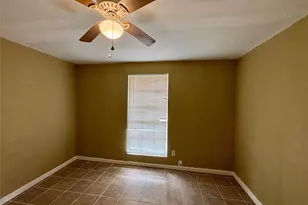 3902 Heatherbloom Dr, Houston, TX 77045 - Photo 5