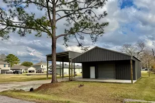 5903 4th St, Danbury, TX 77534 - Photo 1