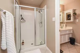 1702 Redwing Pines Dr, Houston, TX 77009 - Photo 15