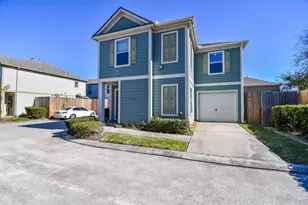 1702 Redwing Pines Dr, Houston, TX 77009 - Photo 1