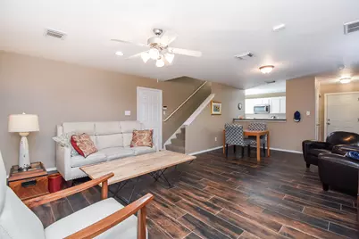 1702 Redwing Pines Drive, Houston, TX 77009 - Photo 7