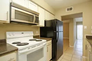 2822 S Bartell Dr, Houston, TX 77054 - Photo 5