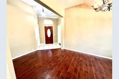 4914 Surrey Park Circle, Katy, TX 77494 - Photo 9