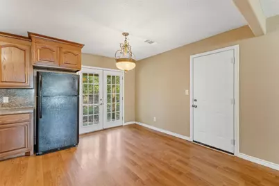 340 Warner, Bridge City, TX 77611 - Photo 9