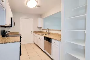 3005 La Estancia Ln, Houston, TX 77093 - Photo 7