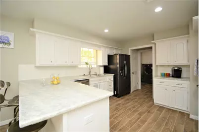 114 Springs Edge Drive, Conroe, TX 77356 - Photo 11