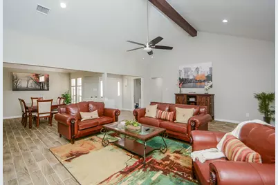 114 Springs Edge Drive, Conroe, TX 77356 - Photo 5