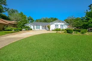 114 Springs Edge Dr, Conroe, TX 77356 - Photo 1