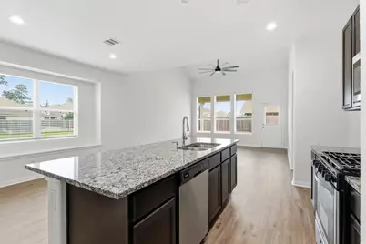3503 Cannon Drive, Conroe, TX 77301 - Photo 9