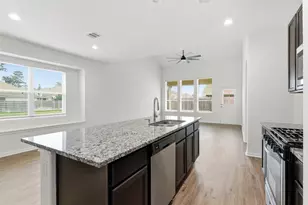 3503 Cannon Dr, Conroe, TX 77301 - Photo 9