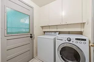 1110 Cheshire Ln, Houston, TX 77018 - Photo 13
