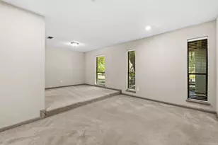1110 Cheshire Ln, Houston, TX 77018 - Photo 25