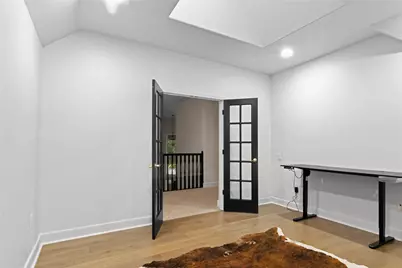 2 Surrey Run Place, The Woodlands, TX 77384 - Photo 27