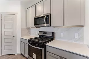 29318 Hoelzen Holw Dr, Katy, TX 77494 - Photo 15