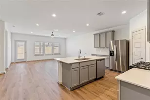 29318 Hoelzen Holw Dr, Katy, TX 77494 - Photo 5