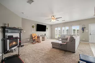 2014 Orchard Spring Dr, Pearland, TX 77581 - Photo 5