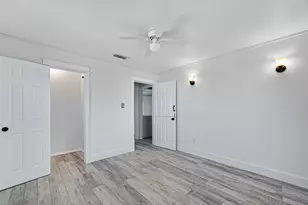 1926 Bluewater Hwy, Surfside Beach, TX 77541 - Photo 37