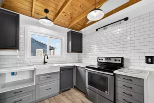 1926 Bluewater Hwy, Surfside Beach, TX 77541 - Photo 17