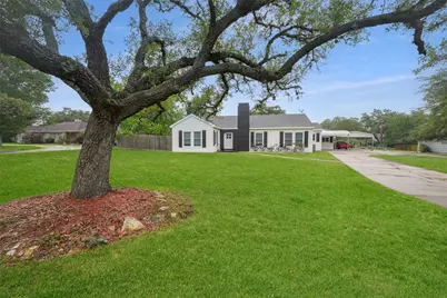603 S McCarty Avenue, Eagle Lake, TX 77434 - Photo 1