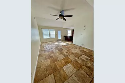 5142 37th Street, Dickinson, TX 77539 - Photo 3