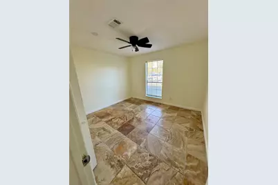 5142 37th Street, Dickinson, TX 77539 - Photo 9