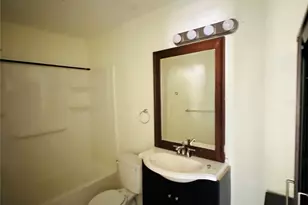 5142 37th St, Dickinson, TX 77539 - Photo 11