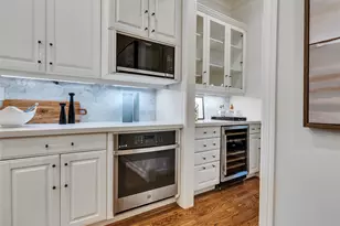 4944 Tilbury Dr, Houston, TX 77056 - Photo 9