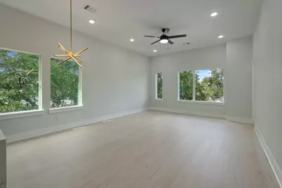 1216 Johnston Street #A/B, Houston, TX 77022 - Photo 11