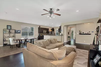 3215 W Trail Drive, Pearland, TX 77584 - Photo 21