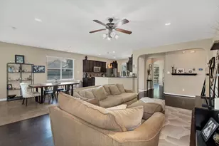 3215 W Trail Dr, Pearland, TX 77584 - Photo 21