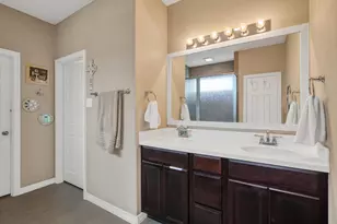3215 W Trail Dr, Pearland, TX 77584 - Photo 27