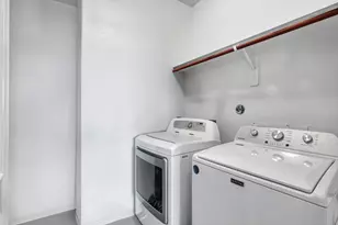 3215 W Trail Dr, Pearland, TX 77584 - Photo 37