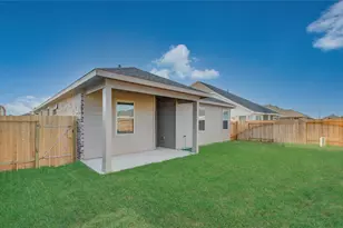 8418 Beacon Bay Cir, Baytown, TX 77523 - Photo 39