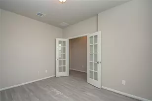 8418 Beacon Bay Cir, Baytown, TX 77523 - Photo 9