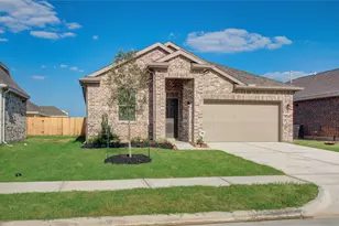 8418 Beacon Bay Cir, Baytown, TX 77523 - Photo 3