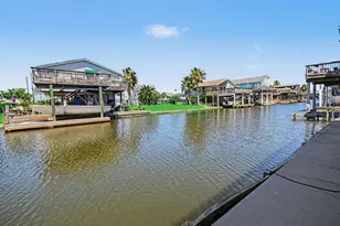 4417 Pelican Rd, Galveston, TX 77554 - Photo 9